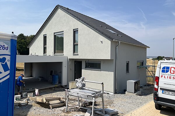 Haus mit Garage 